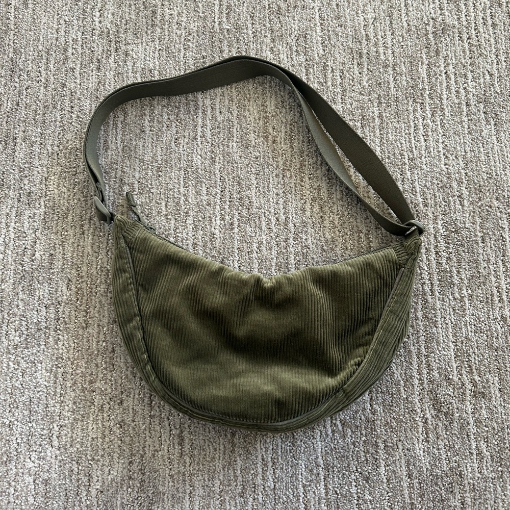 Uniqlo Crossbody Bag - Picture 2 of 3